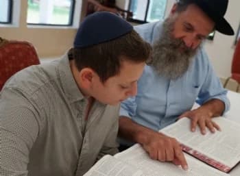 Rabbi Pinny Andrusier